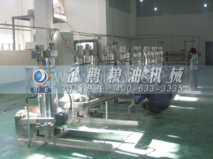 芝麻油壓榨處理設(shè)備，企鵝牌液壓榨油機(jī)勇于創(chuàng)新生產(chǎn)效率高(圖5)