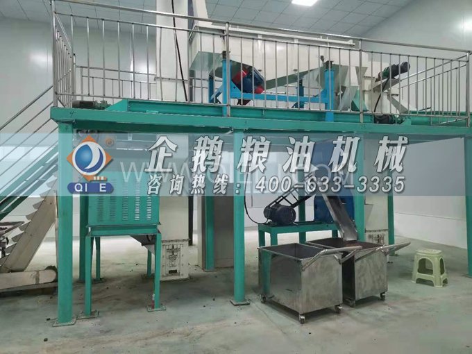 企鵝牌核桃油榨油設(shè)備，生產(chǎn)綠色健康油受大眾喜愛(圖2)